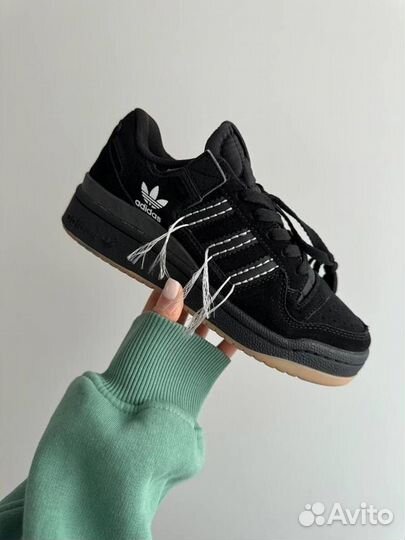 Кроссовки женские adidas forum black