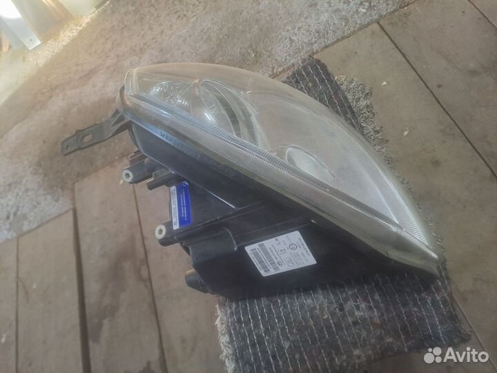 Фара передняя левая на LADA priora