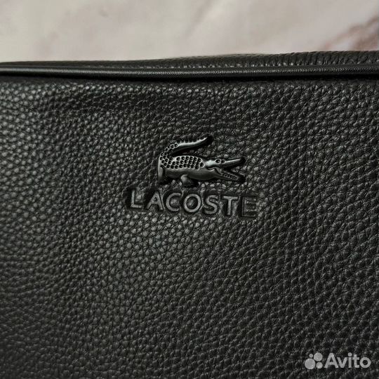 Косметичка мужская Lacoste черного цвета