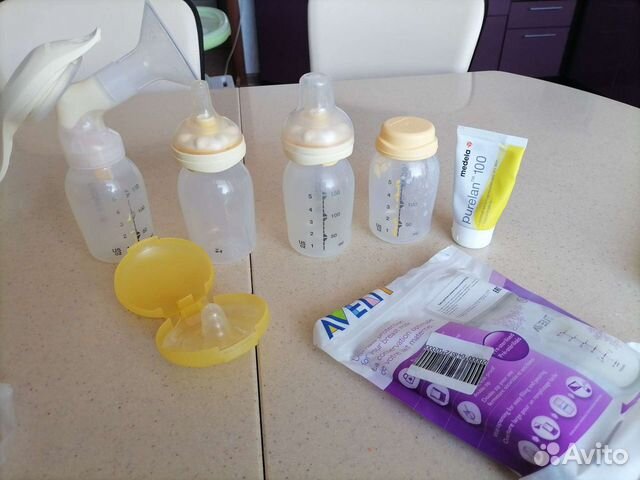 Молокоотсос medela