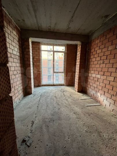 3-к. квартира, 74,3 м², 1/6 эт.