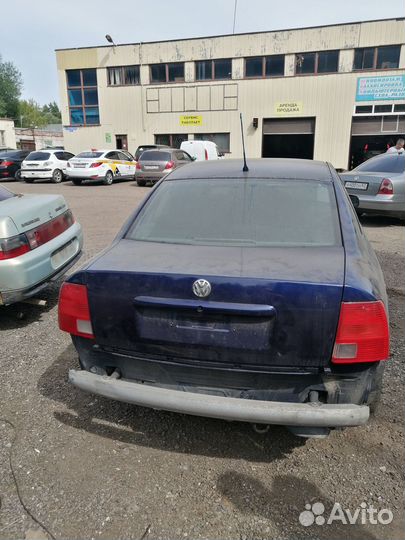 Volkswagen Passat B5 1999г. (разбор)