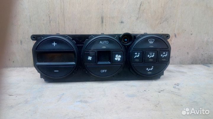 Блок управления климатом на Опель Вектра Б