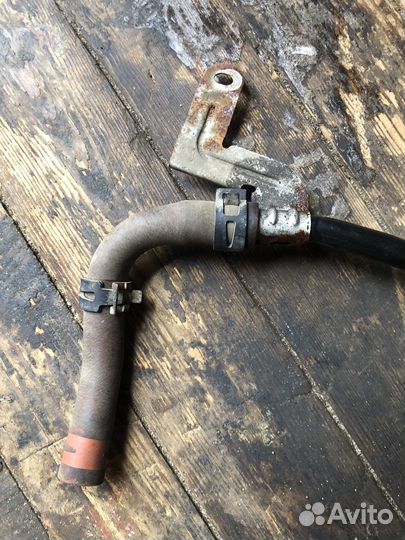 Трубка топливная 7701442010 Тойота Рав4