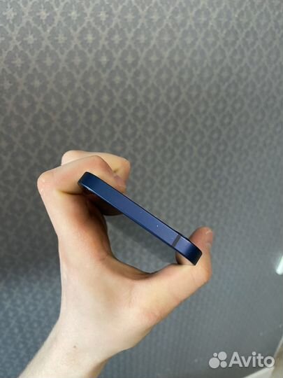 iPhone 12, 64 ГБ