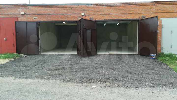 Гараж, > 30 м²