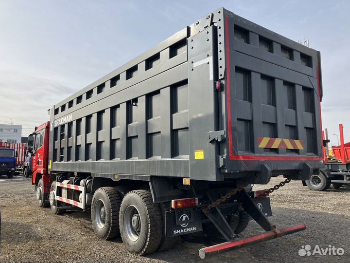 Shacman (Shaanxi) SX331863366, 2022