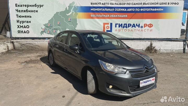 Стекло двери передней левой Citroen C4 II 98015919