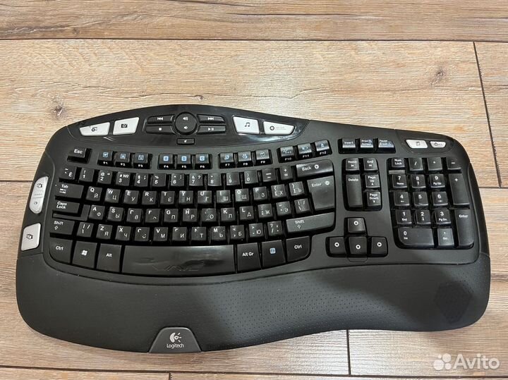 Игровая беспроводная клавиатура Logitech