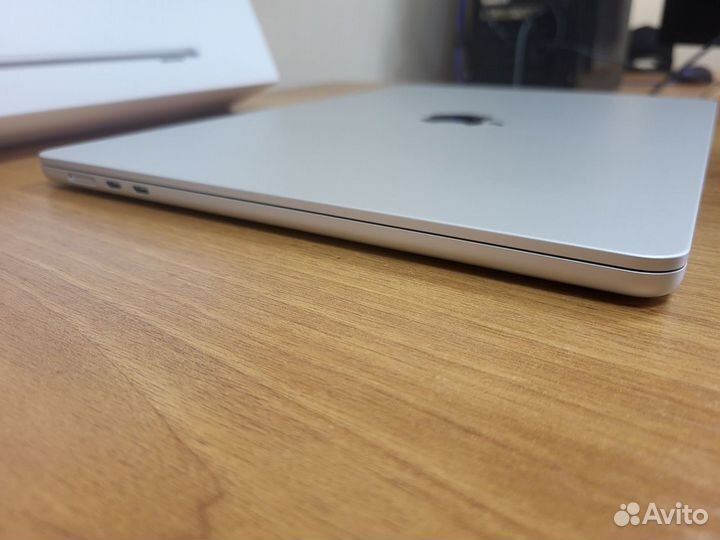 MacBook Air 15 (2023) m2, 512gb