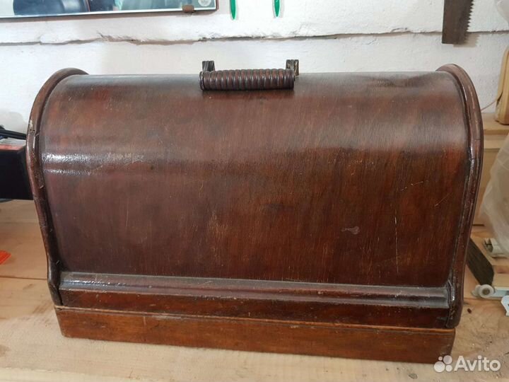 Швейная машинка