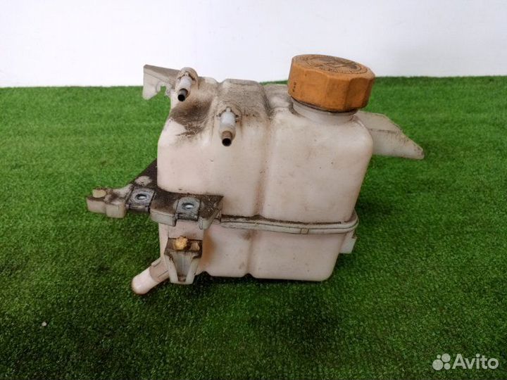 Бачок расширительный Opel Antara 2.4 Z24XE 2011