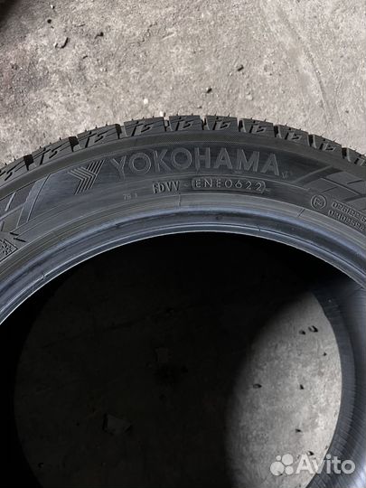 Yokohama Ice Guard IG60 235/45 R18