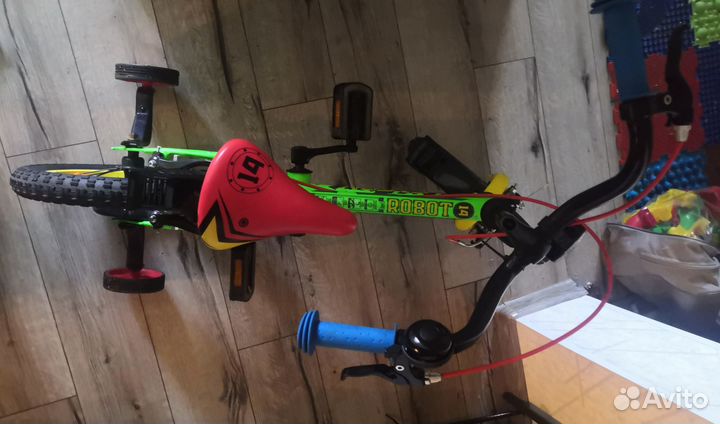 Велосипед детский 4х колесный 14 дюймов