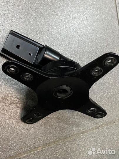 Кронштейн для телевизора