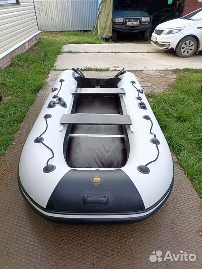 Надувная лодка