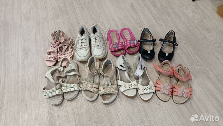 Продам обувь для девочек с 27 по 32