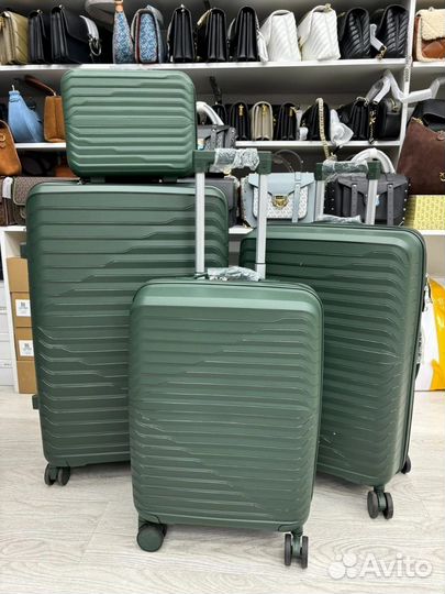 Чемодан на колесах