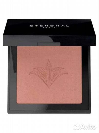 Лицо stendhal Blush 302 Highlighter