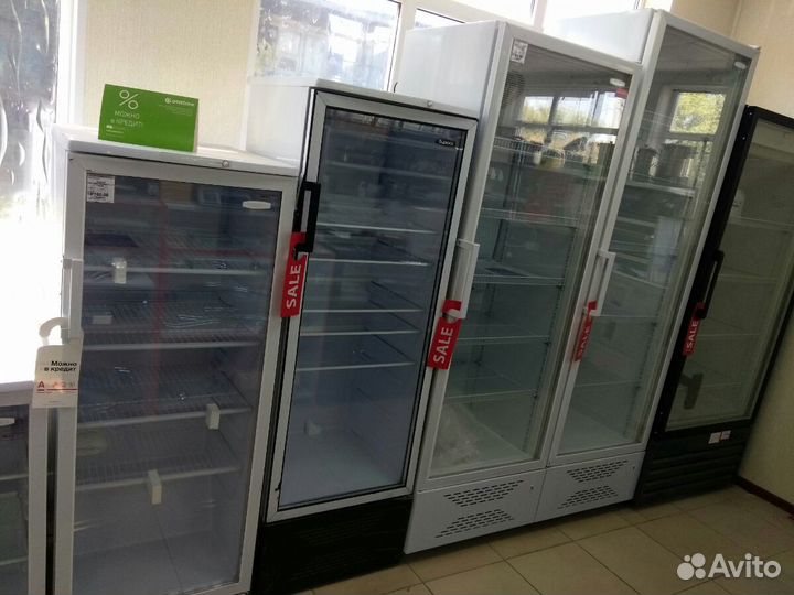 Холодильный шкаф Бирюса