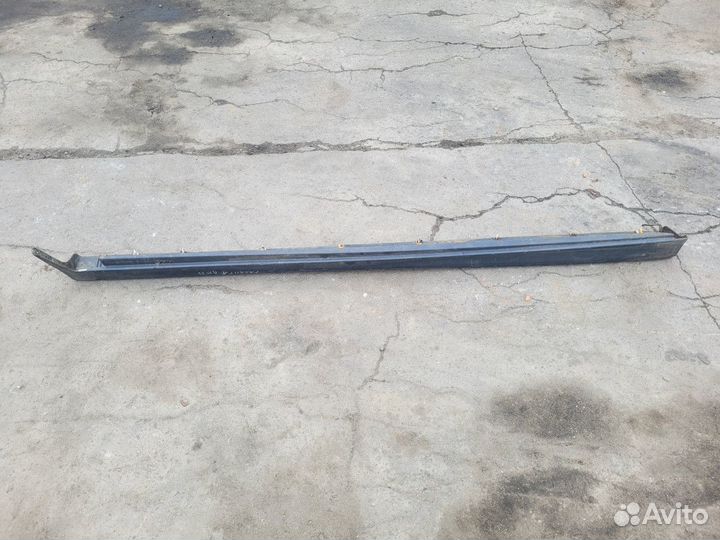 Накладка левого порога на Galant 8 EA