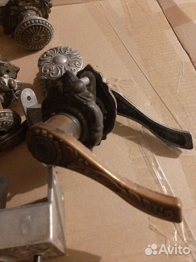 Замки и ручки дверные из СССР