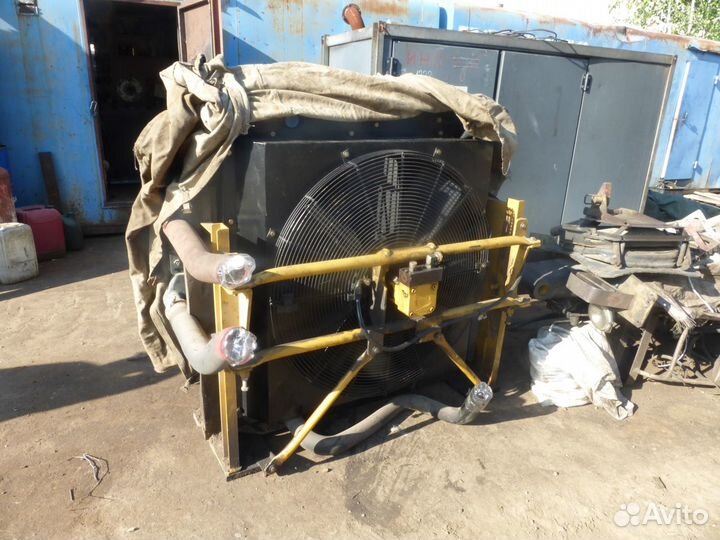 Радиатор CAT 330