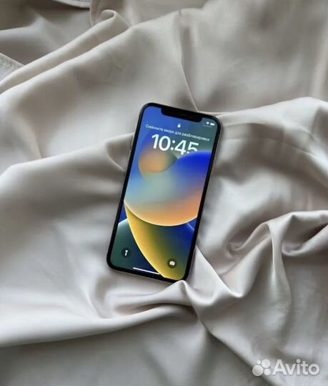 iPhone X, 64 ГБ