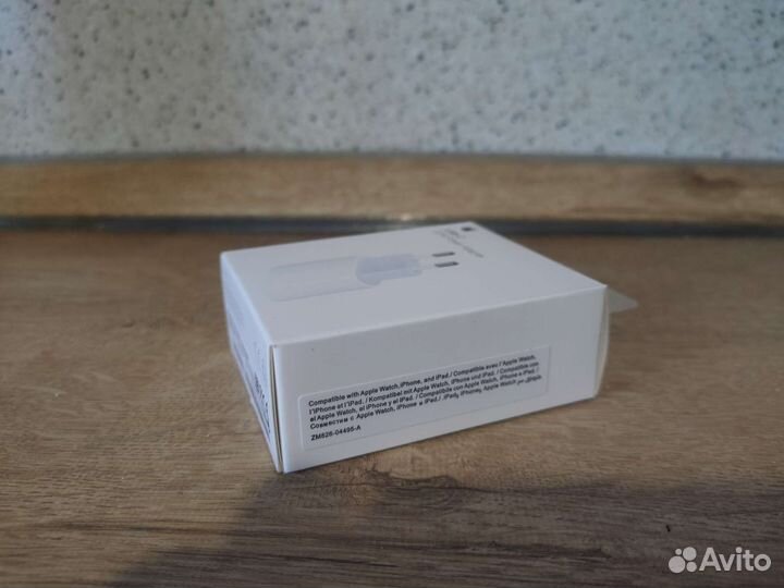 Адаптер питания Apple 20w