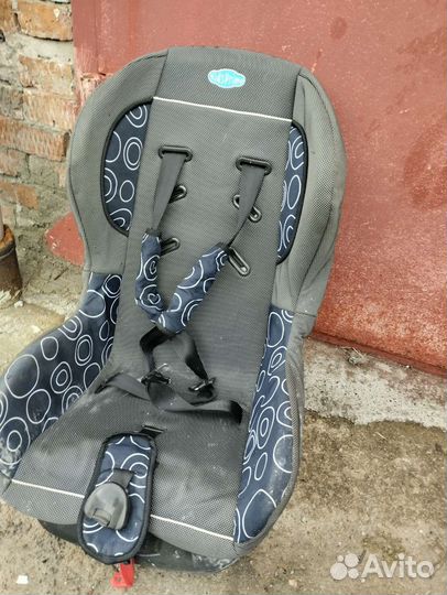 Автомобильное детское кресло