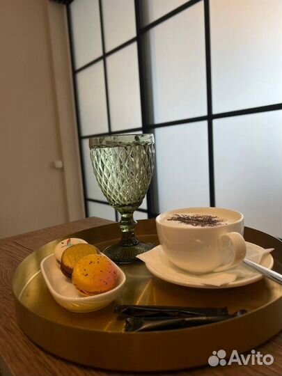 Модель на маникюр с покрытием гель-лак