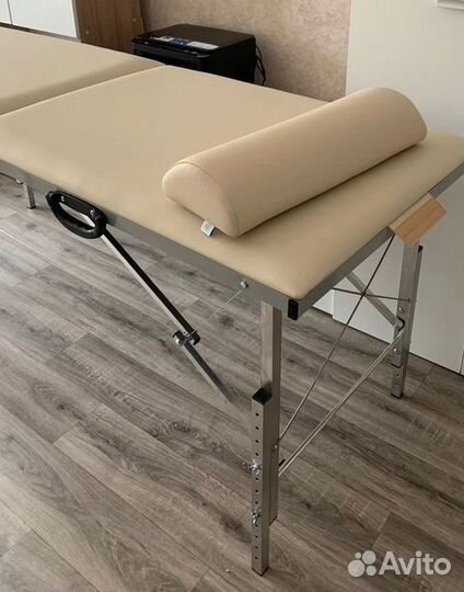 Массажный стол