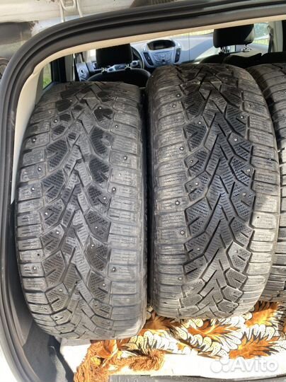 Gislaved NordFrost 100 235/55 R17