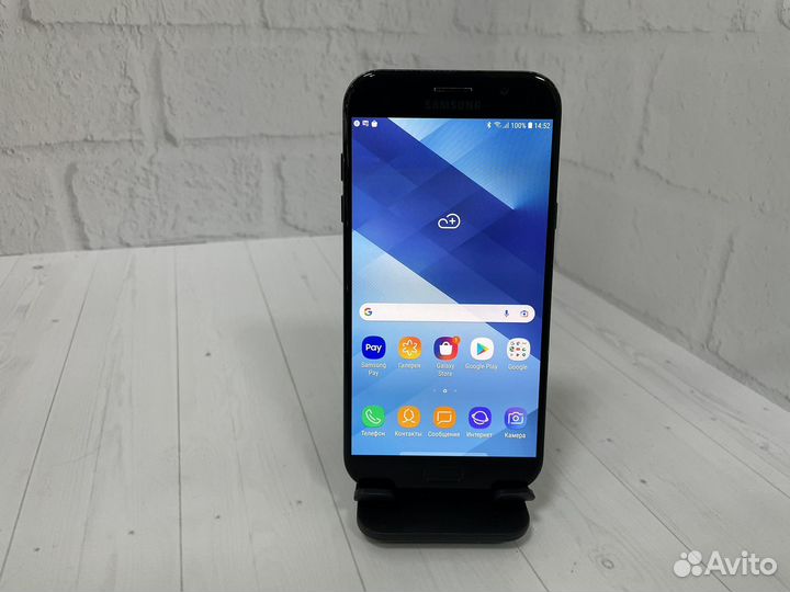 Samsung Galaxy A7 (2017) SM-A720F/DS, 3/32 ГБ