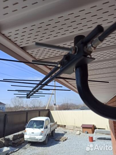 Установка спутниковых и обычных антенн