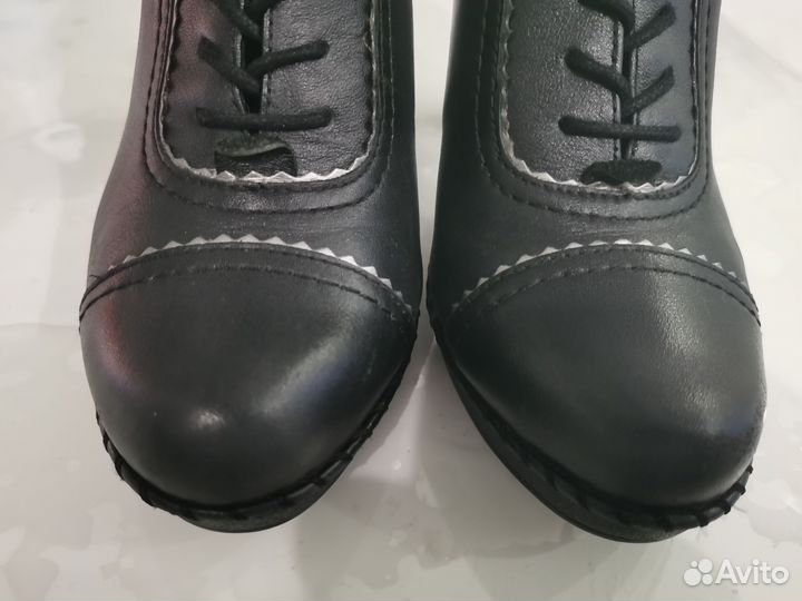 Полуботинки женские 36 размер