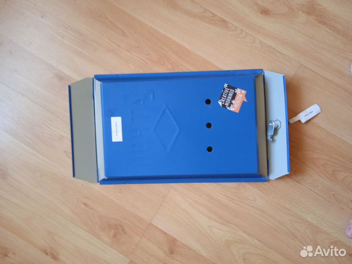 Почтовый ящик с замком. Новый