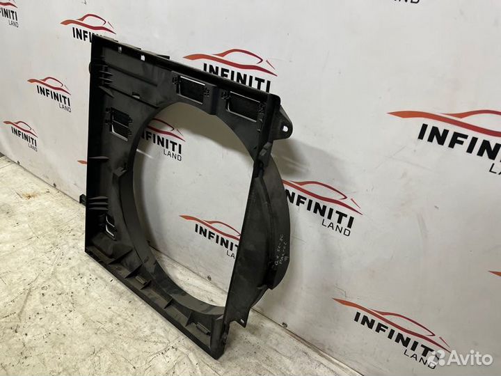 Диффузор радиатора Infiniti Qx80/Qx56 Z62