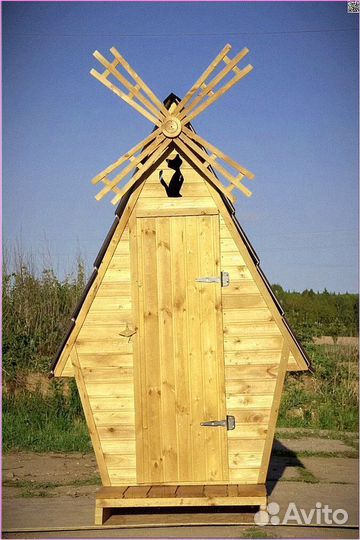 Дачный туалет с лебедем TGD