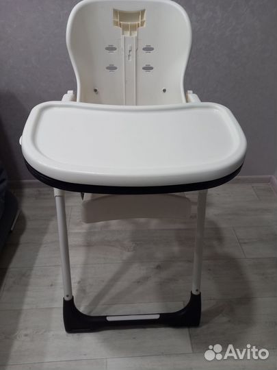 Стульчик для кормления в хорошем состоянии