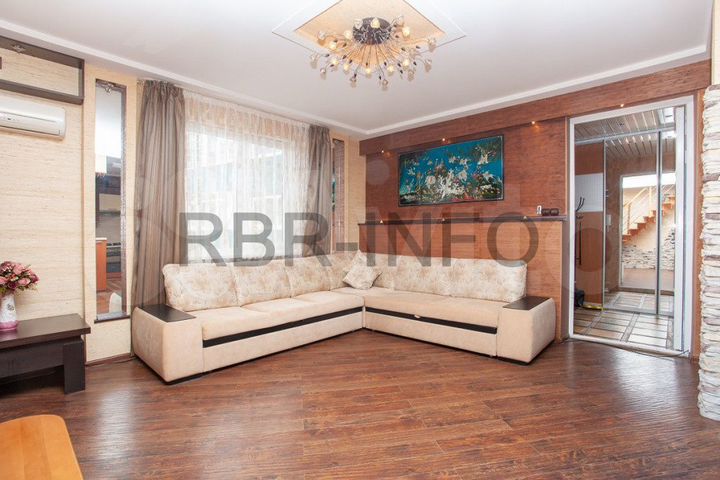 3-к. квартира, 106,6 м², 2/3 эт.