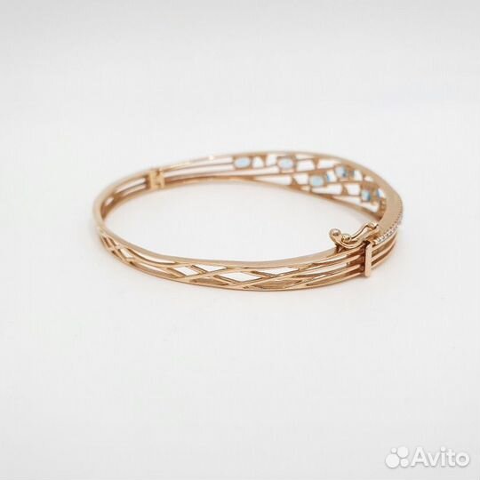 Браслет с голубыми топазами