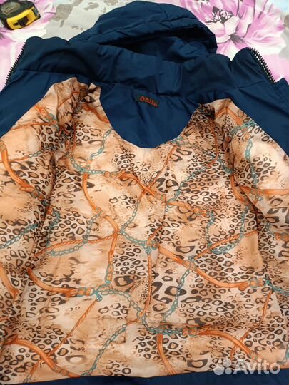 Пуховик женский 42 44