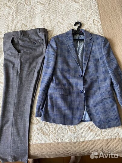 Школьный костюм