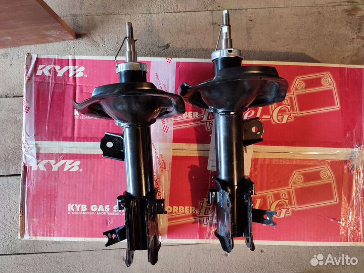 Амортизаторы передние Kia Rio 2 JB