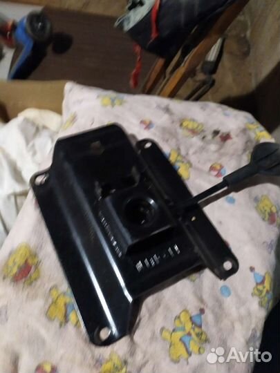 Запчасти для офисных кресел