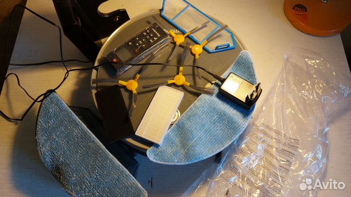 Робот пылесос