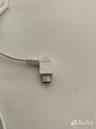 Проводные наушники LG