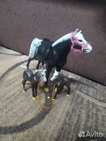 Лошадь игрушка
