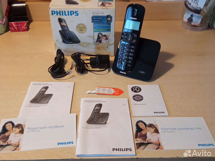 Телефон philips новый,но не включается